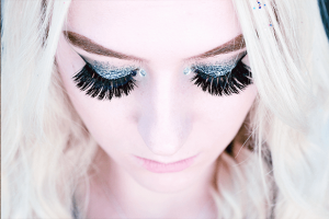 Do Eyelashes Grow Back? 7 how fast do eyelashes grow